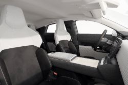 Lightyear 0 - interior front seats
