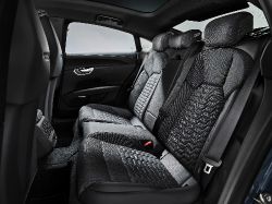 Audi e-tron GT - Interior back seats