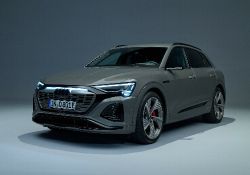 Audi Q8 e-tron - front