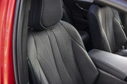 Toyota Mirai - interior front seats