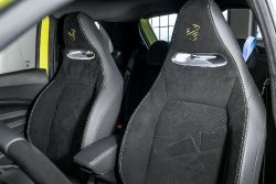Abarth 500e - interior front seats