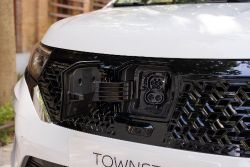 Nissan Townstar - Charging