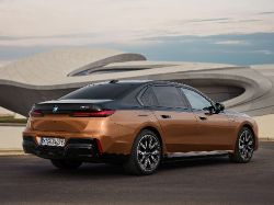 BMW i7 - i7 M70 rear