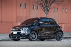 Abarth 500e - Bild 31 aus der Fotogalerie