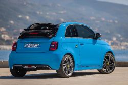 Abarth 500e - rear