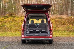 Renault Kangoo E-Tech Electric - boot / trunk
