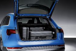 Audi e-tron - trunk / boot