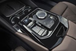 BMW i5 - Interior
