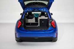 Mini Cooper - boot / trunk